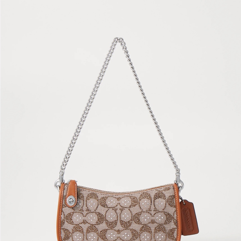 ❌SOLD❌  COACH Swinger 20 In Crystal Signature Jacquard
